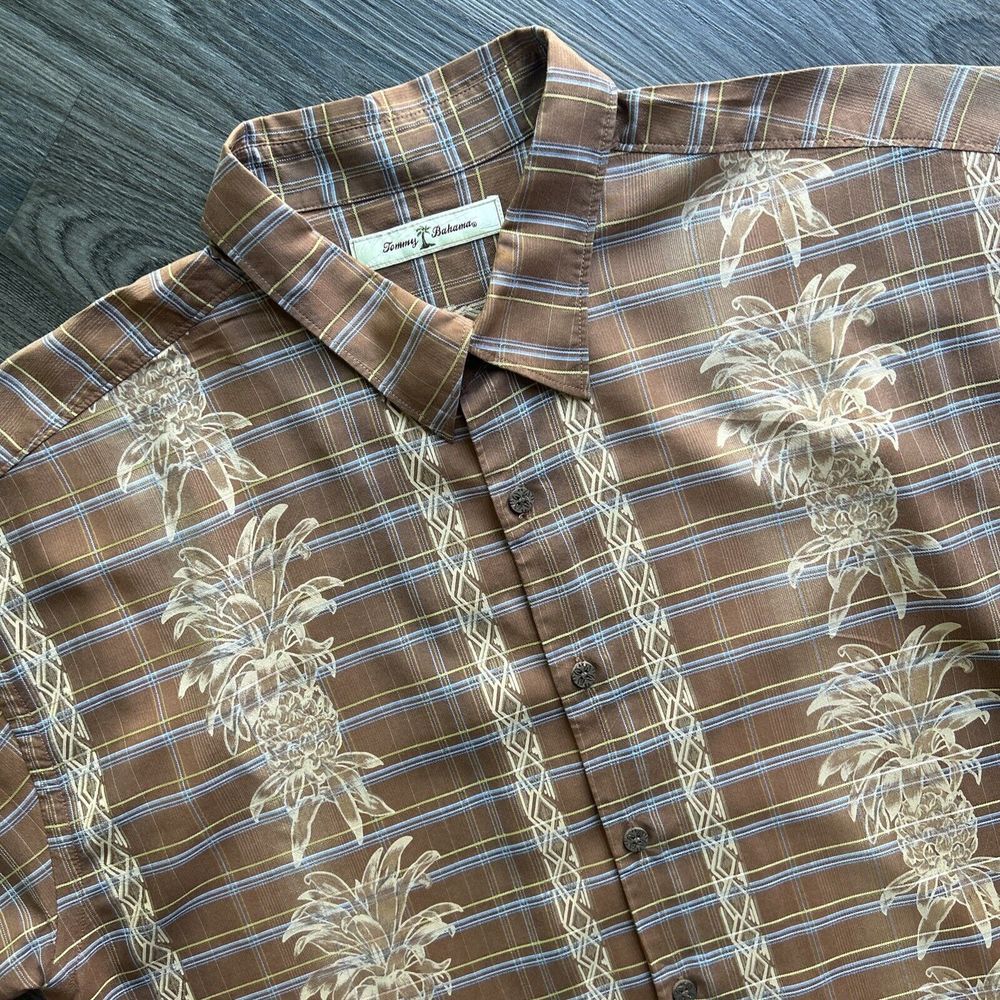 Tommy Bahama Button Up 100% Silk Shirt Brown Men's Size XXL 2XL Hawaiian Print